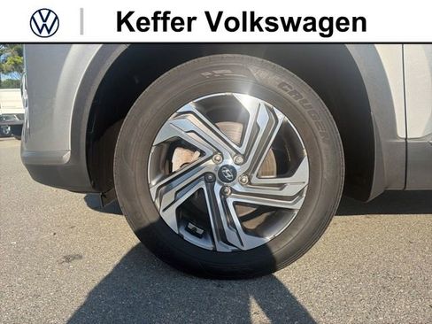 Used 2023 Hyundai Santa Fe SE AWD/4WD image 11