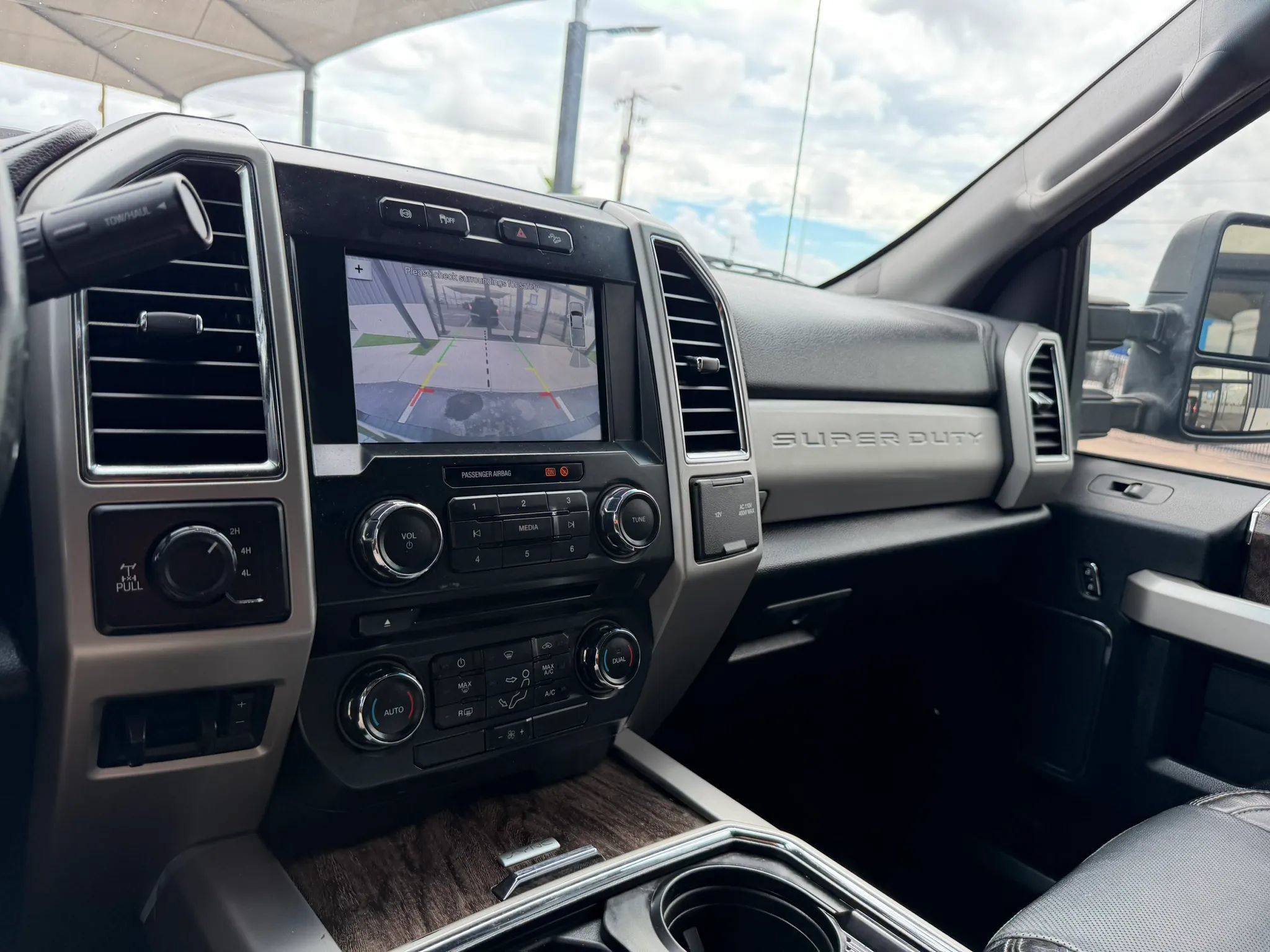 Used 2018 Ford F350 Lariat AWD/4WD image 35