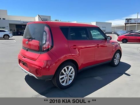 Used 2018 Kia Soul + FWD image 3