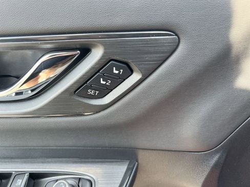 New 2026 Subaru Outback Touring XT AWD/4WD image 31