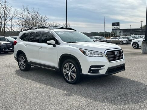 Used 2022 Subaru Ascent Limited w/ Technology Package image 1