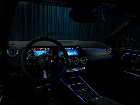 New 2026 Mercedes-Benz GLA 250 image 13