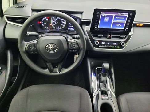 Used 2021 Toyota Corolla LE image 22