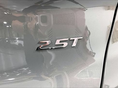 Used 2021 Hyundai Santa Fe Limited FWD image 38