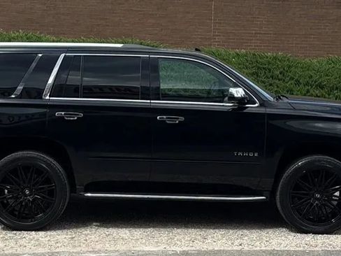 Used 2018 Chevrolet Tahoe Premier AWD/4WD image 5