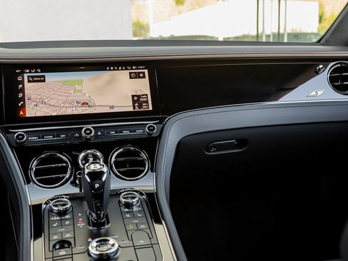 Used 2026 Bentley Continental GT AWD/4WD image 23