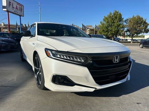 Used 2022 Honda Accord Sport image 1