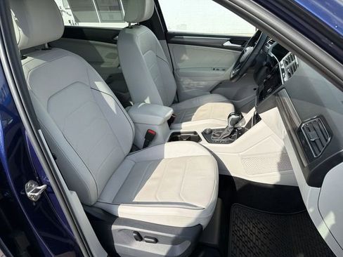 Used 2022 Volkswagen Tiguan SEL R-Line AWD/4WD image 27