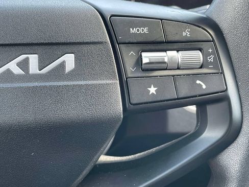 Used 2025 Kia K4 FWD image 19