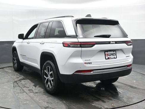 Used 2025 Jeep Grand Cherokee Limited image 11