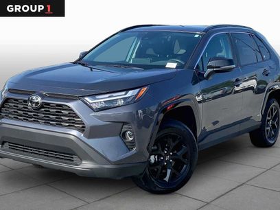 Used 2025 Toyota RAV4 XLE w/ Convenience Package