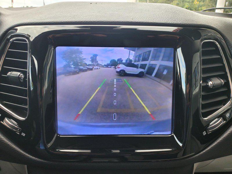 Used 2021 Jeep Compass Limited AWD/4WD image 11