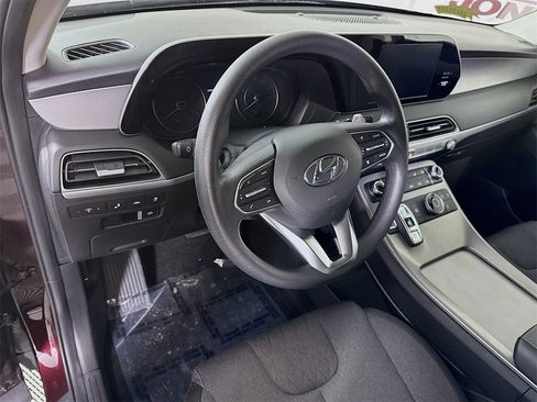 Certified 2022 Hyundai Palisade SE image 18
