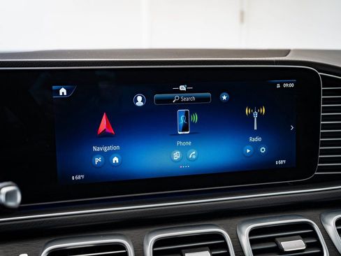 Certified 2025 Mercedes-Benz GLS 450 4MATIC image 30