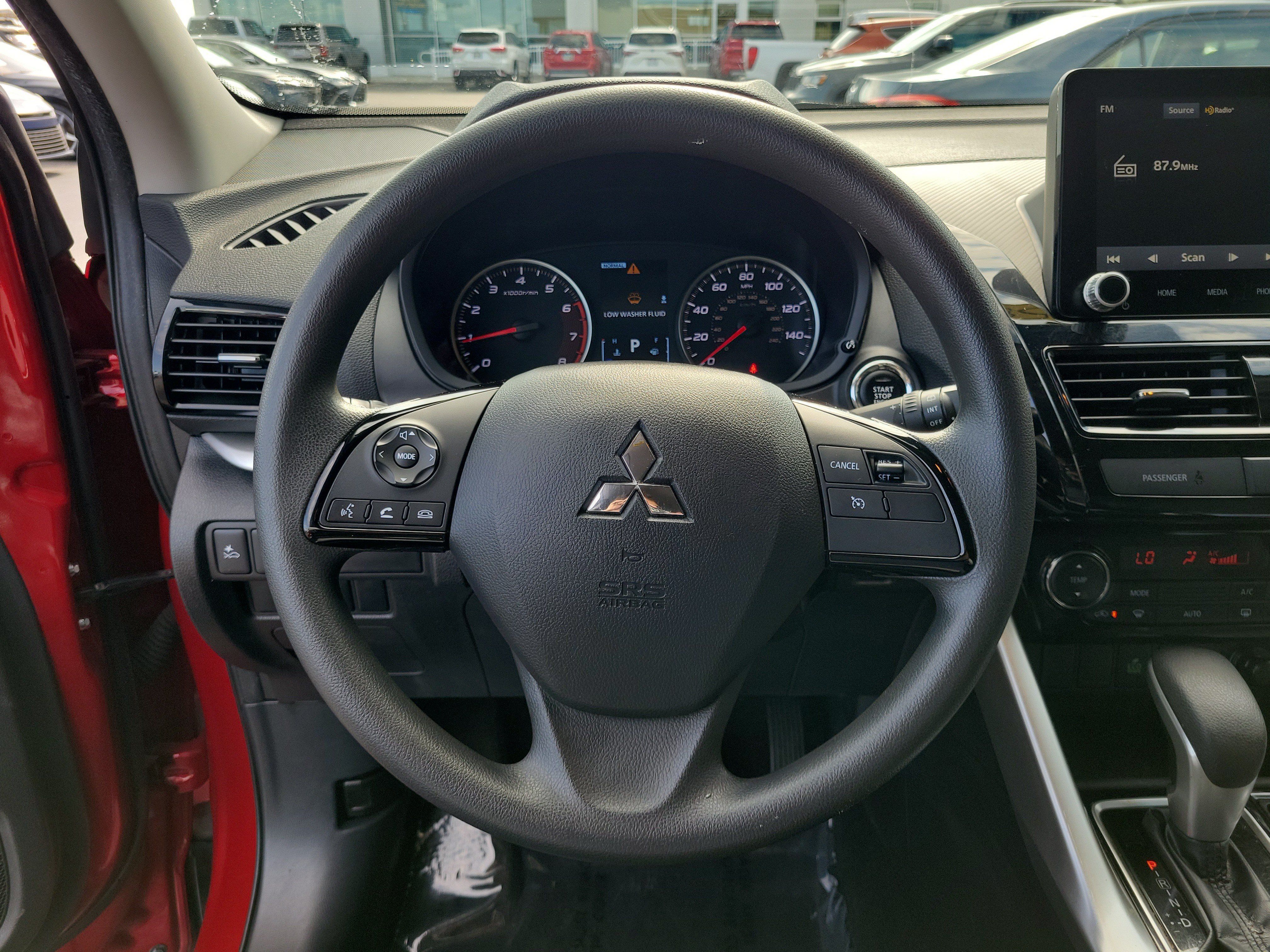 Used 2024 Mitsubishi Eclipse Cross LE AWD/4WD image 21