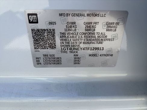 New 2026 GMC Sierra 2500 SLT w/ SLT Convenience Package AWD/4WD image 43