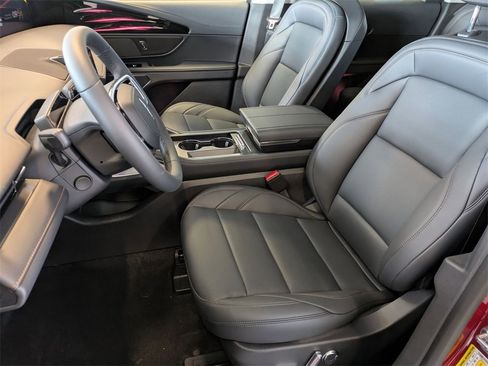 New 2026 Lincoln Nautilus Premier w/ Jet Appearance Package image 16