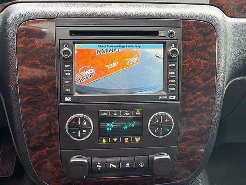 Used 2008 GMC Yukon XL Denali AWD/4WD image 9