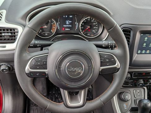 Certified 2021 Jeep Compass Latitude image 18