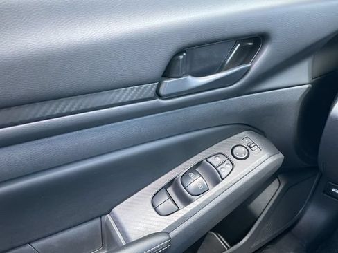 Used 2026 Nissan Altima 2.5 SV FWD image 13