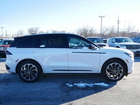 New 2026 Lincoln Nautilus Reserve AWD/4WD image 8