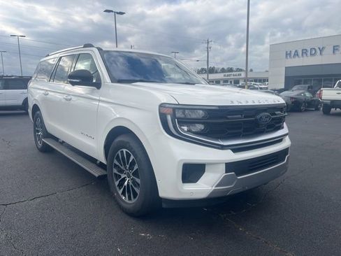 New 2025 Ford Expedition Max Platinum AWD/4WD image 1