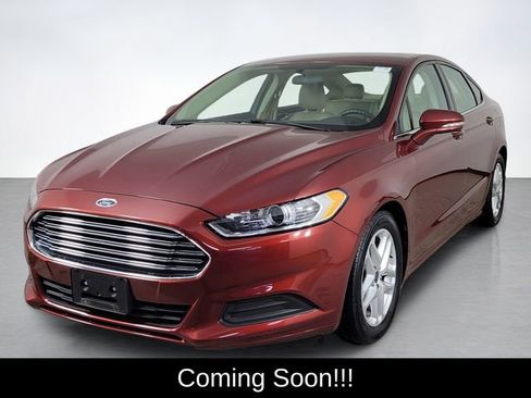 Used 2014 Ford Fusion SE image 7