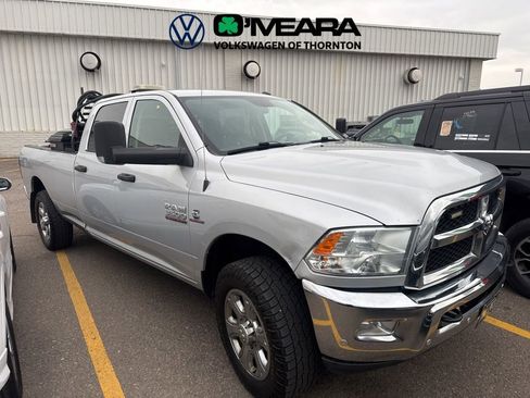 Used 2018 RAM 3500 Tradesman w/ Chrome Appearance Group image 3