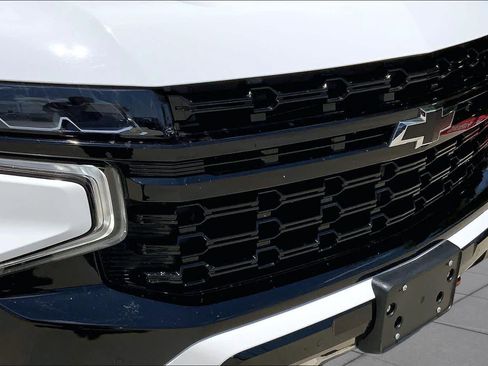 Used 2024 Chevrolet Tahoe Z71 AWD/4WD image 32
