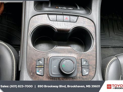 Used 2023 GMC Acadia Denali w/ Denali Technology Package FWD image 23