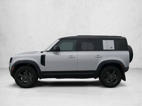 Used 2023 Land Rover Defender 110 X-Dynamic SE AWD/4WD image 8