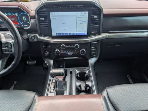 Used 2022 Ford F150 Lariat AWD/4WD image 7