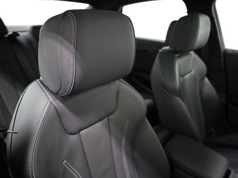 Used 2023 Audi A4 2.0T Premium w/ Convenience Package image 21