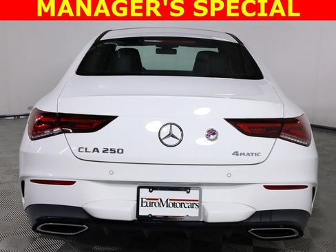 Used 2022 Mercedes-Benz CLA 250 4MATIC image 5