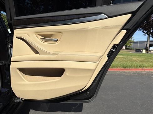 Used 2014 BMW 535i Sedan RWD image 32