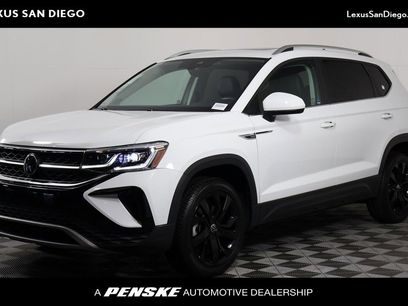 Used 2022 Volkswagen Taos SEL w/ Panoramic Sunroof Package