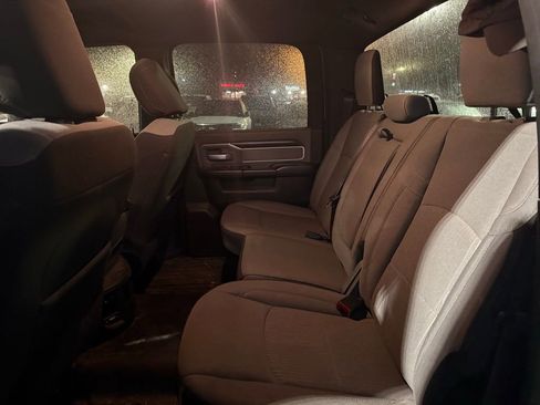 Used 2023 RAM 2500 Big Horn w/ Level 1 Equipment Group image 13