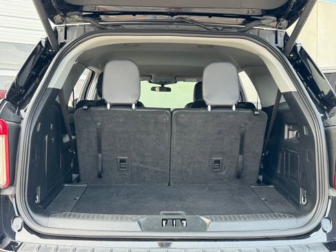 Used 2023 Ford Explorer XLT w/ Equipment Group 202A image 38