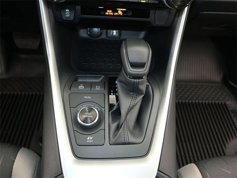 New 2025 Toyota RAV4 XLE image 8