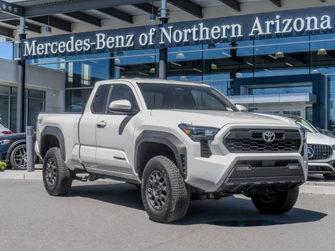 Used 2025 Toyota Tacoma PreRunner RWD image 1