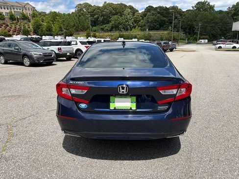 Used 2019 Honda Accord Touring image 6