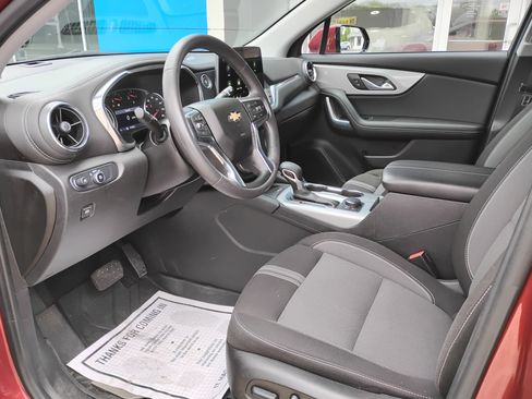 Used 2024 Chevrolet Blazer LT w/ Convenience Package FWD image 11