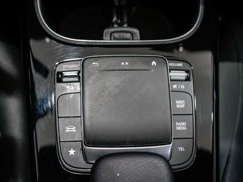 Used 2022 Mercedes-Benz CLA 250 image 23