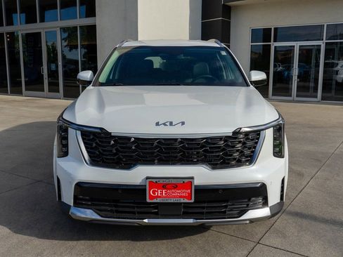 New 2025 Kia Sorento EX AWD/4WD image 2