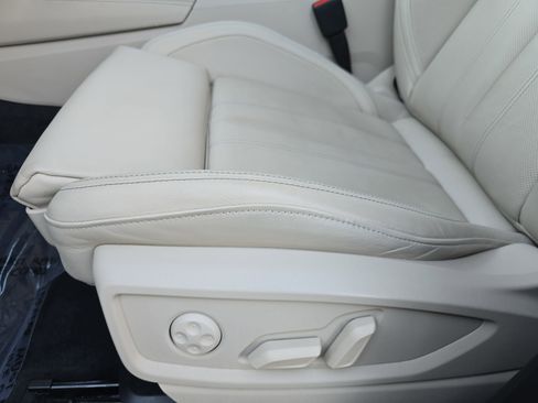 Used 2024 Audi Q5 2.0T Prestige w/ Prestige Package image 29