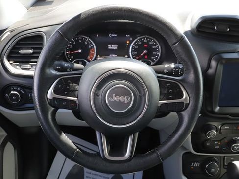 Used 2022 Jeep Renegade Latitude w/ Convenience Group AWD/4WD image 22