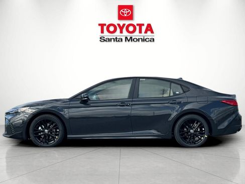 New 2026 Toyota Camry SE FWD image 8
