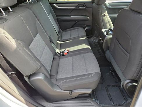 Used 2025 GMC Acadia Elevation image 20