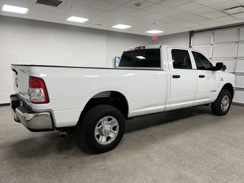Used 2022 RAM 2500 Tradesman w/ Chrome Appearance Group image 11