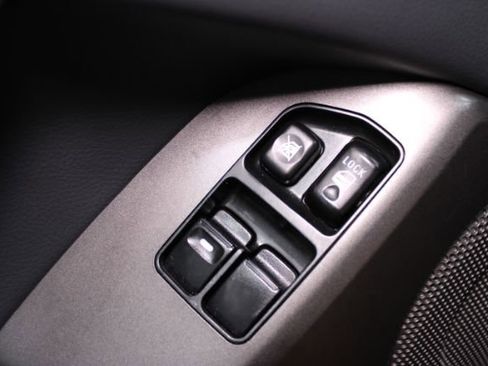 Used 2009 Mitsubishi Eclipse GS image 12